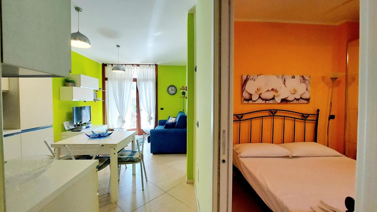 Colors Pool Apartment Bardolino Exterior photo
