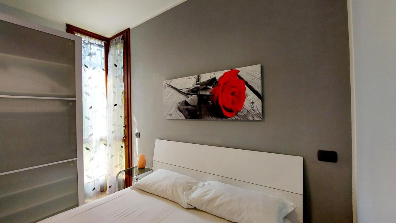Colors Pool Apartment Bardolino Exterior photo